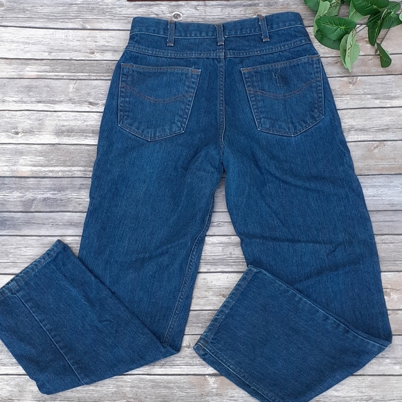 Cathartt flame resistant indura ultra soft jeans - Picture 8 of 11